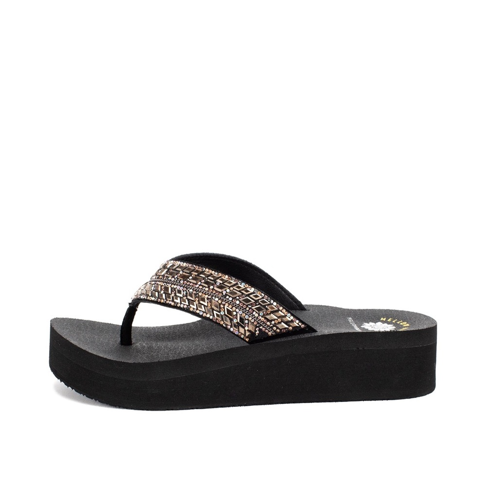 YELLOW BOX FLIP FLOPS BRANDY COLOR PURPLE MULTI NEW IN BOX MEDIUM WIDTH FIRM PRI